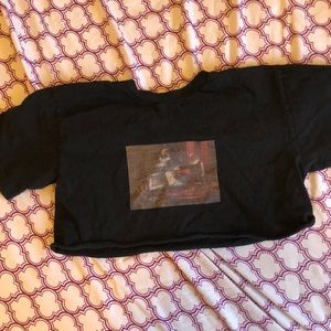 black cropped t shirt